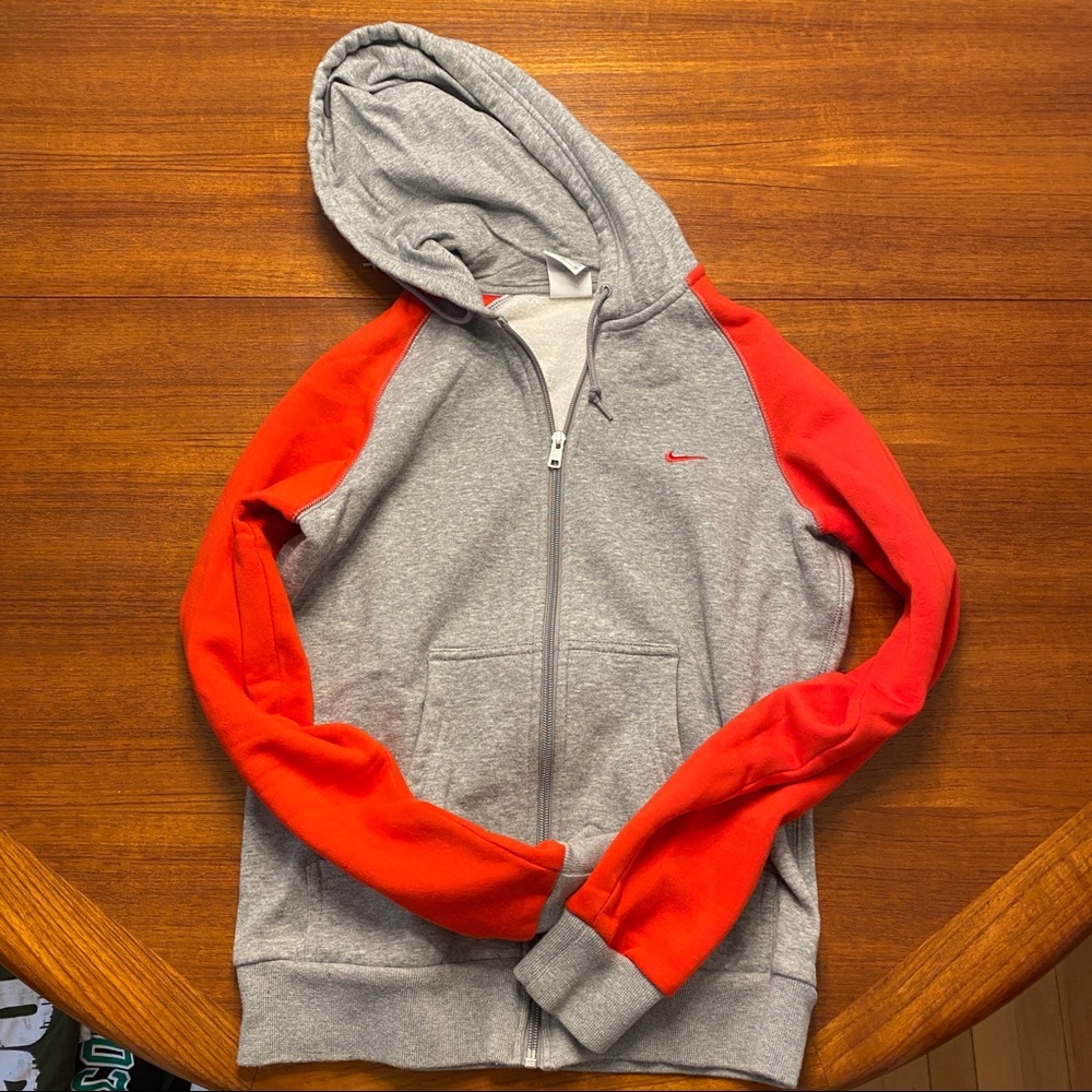 Nike hooded sweatshirt